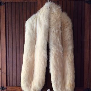 Fabulous white fox fur 5 foot long wrap